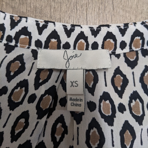 Joie Silk Sleeveless Top - Picture 6 of 10